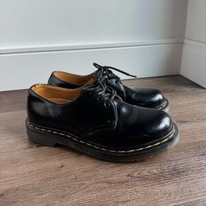 Dr. Martens Black Leather Oxford, Shiny Finish
